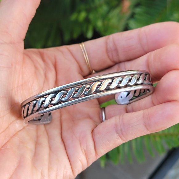 Beautiful Southwestern silver twisted braided rope smooth band bracelet cuff - Picture 12 of 12